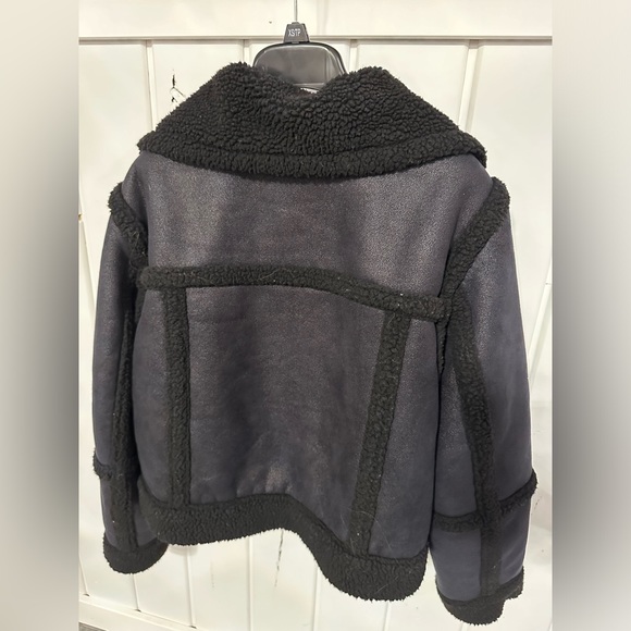 Zip up Jacket - Picture 4 of 5